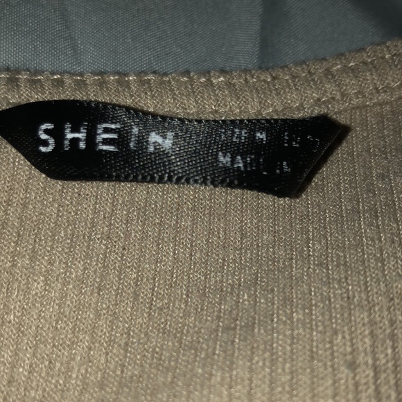 Crop top beige color - Picture 3 of 3